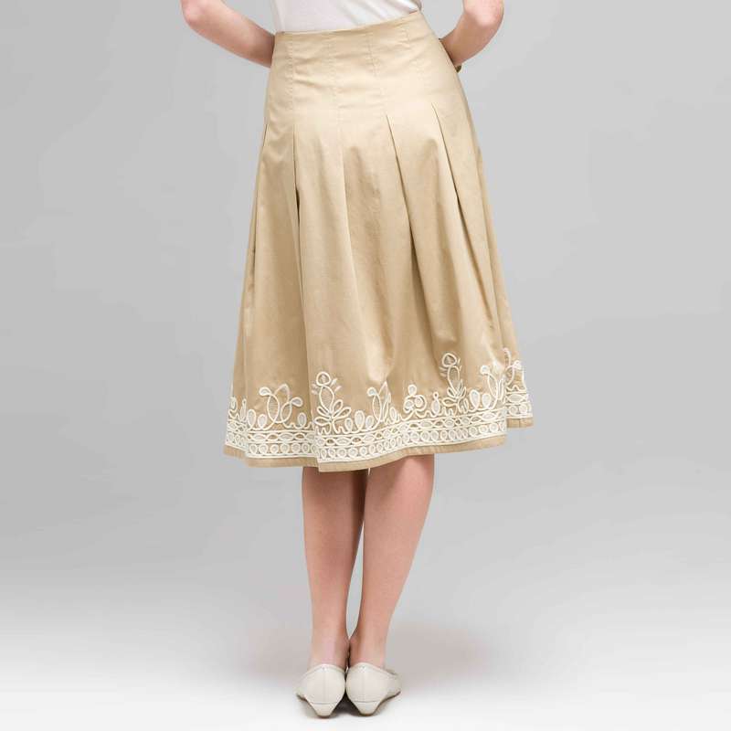 Full Skirt, Tundra, large image number 1
